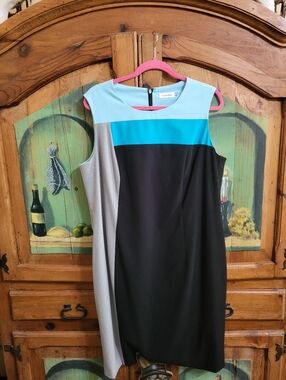 Calvin Klein Colorblock Sleeveless Shift Dress in Black, Teal & Light Blue